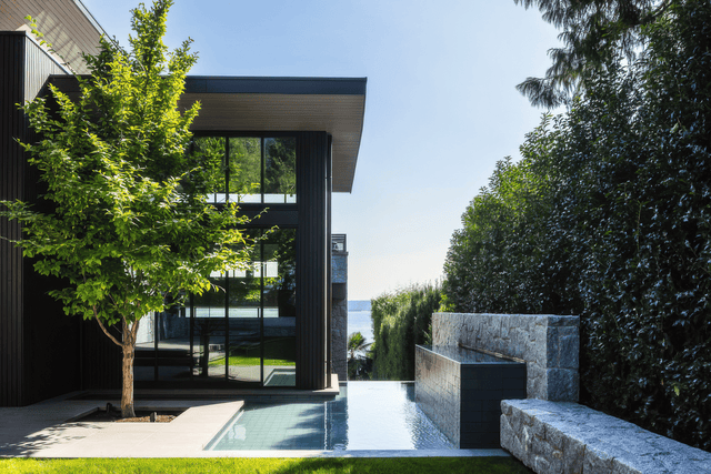 BRIDGE HOUSE gallery image 1