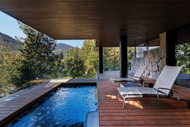 LAKEFRONT gallery image 1