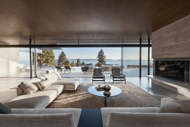 MARINE RESIDENCE gallery image 1