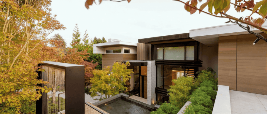 SEASIDE HOUSE hero image 2